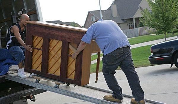 What It Takes to Safely Move a Grand vs Upright Piano