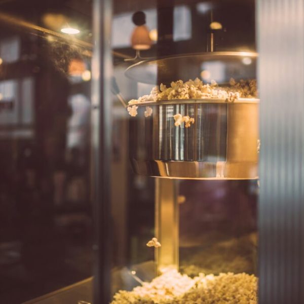 How to Set Up and Operate Popcorn Machines for Your Next Event
